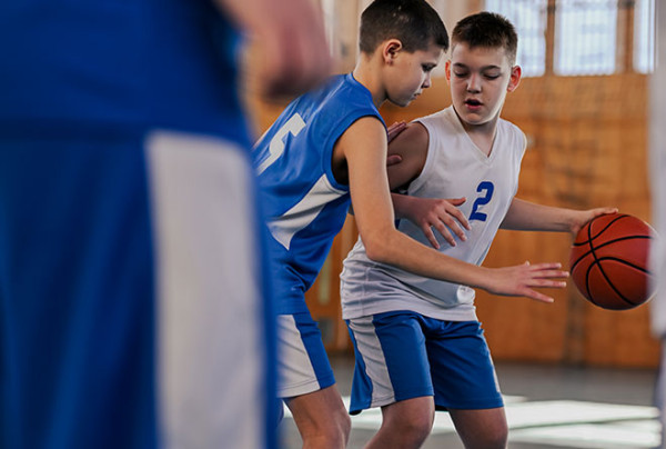 Smluvní podmínka, která ukládá mladému sportovci povinnost odvádět část svých příjmů, stane-li se profesionálním sportovcem, může být nekalá