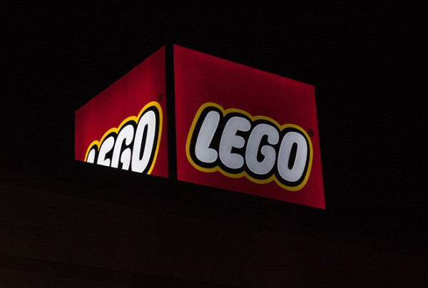 Design kostky z hračkářské stavebnice LEGO má zůstat chráněn